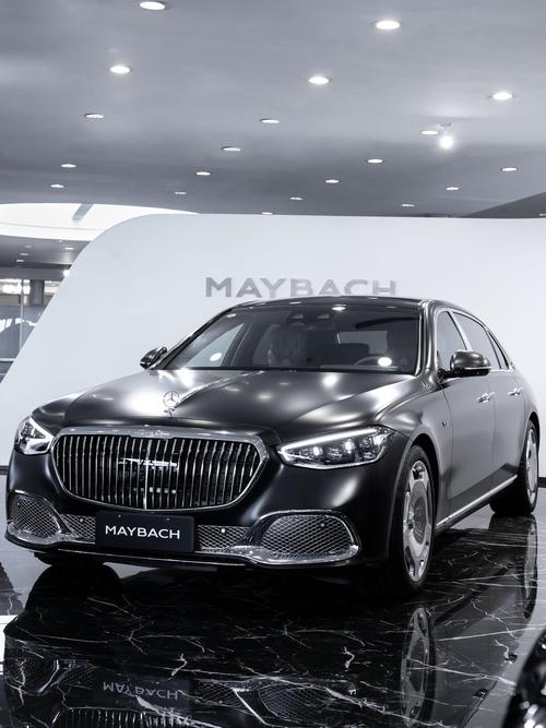 重庆96岚图汽车的售后服务让用户无忧出行，迈巴赫未来的豪华车趋势